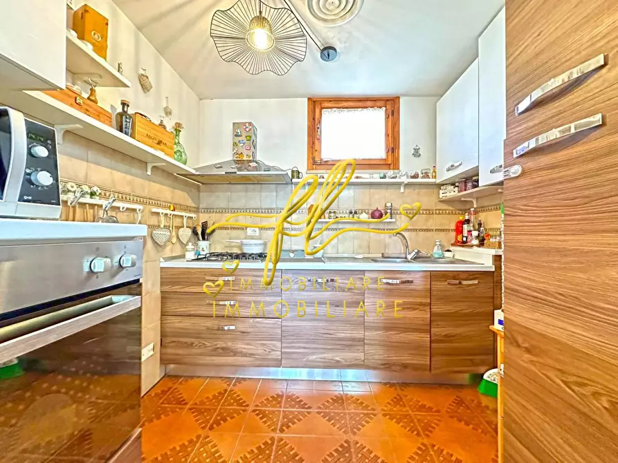 Immagine 11 di Appartamento in vendita  a San Vincenzo