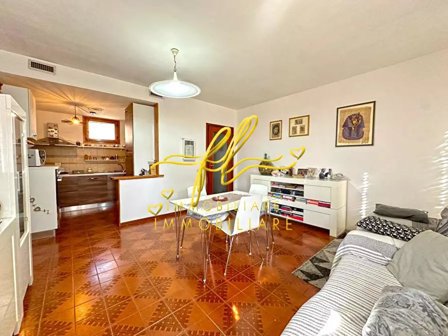 Immagine 8 di Appartamento in vendita  a San Vincenzo