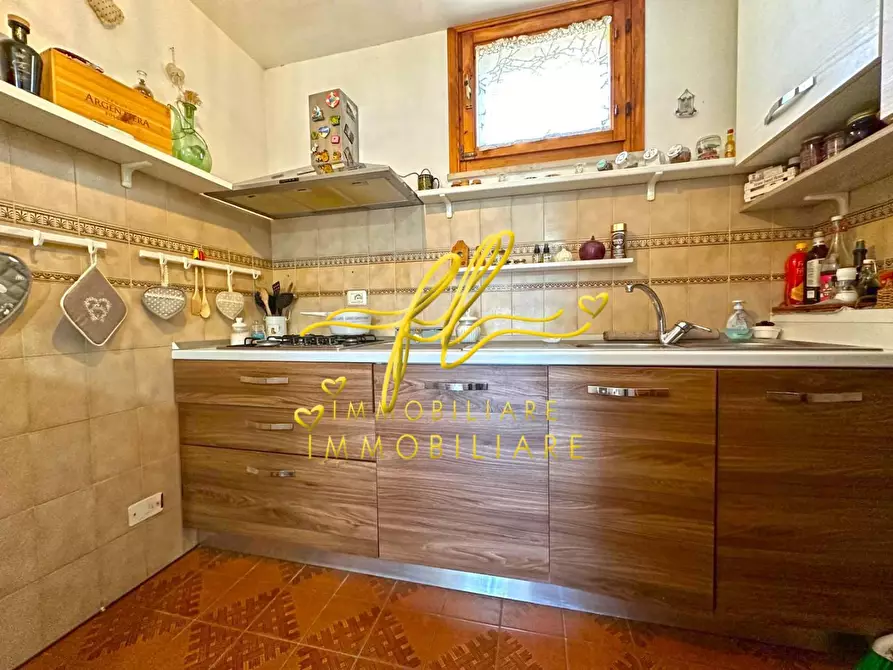 Immagine 10 di Appartamento in vendita  a San Vincenzo