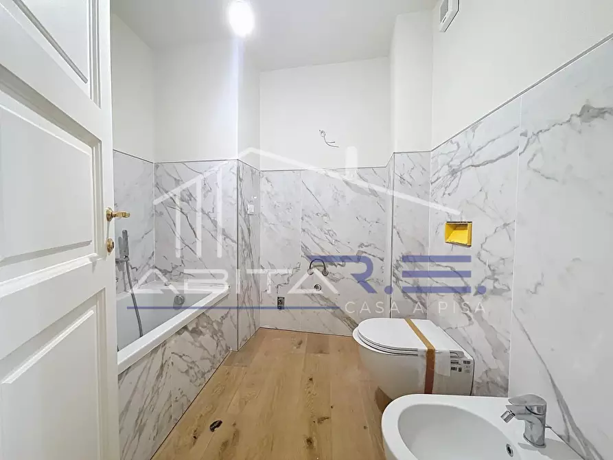 Immagine 20 di Appartamento in vendita  a Pisa