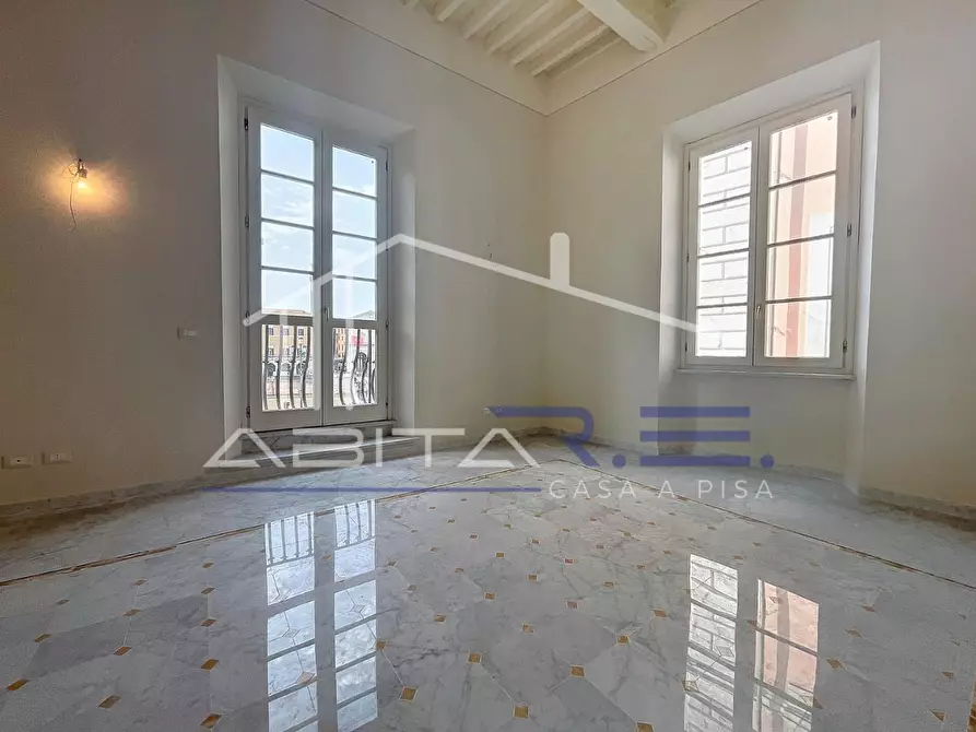 Immagine 11 di Appartamento in vendita  a Pisa