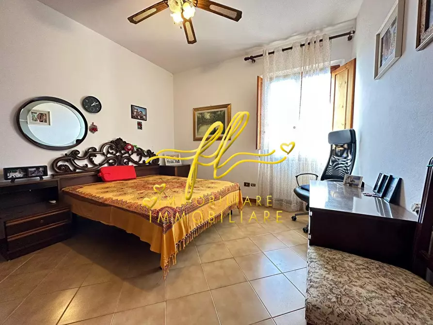 Immagine 12 di Villa in vendita  a Guardistallo