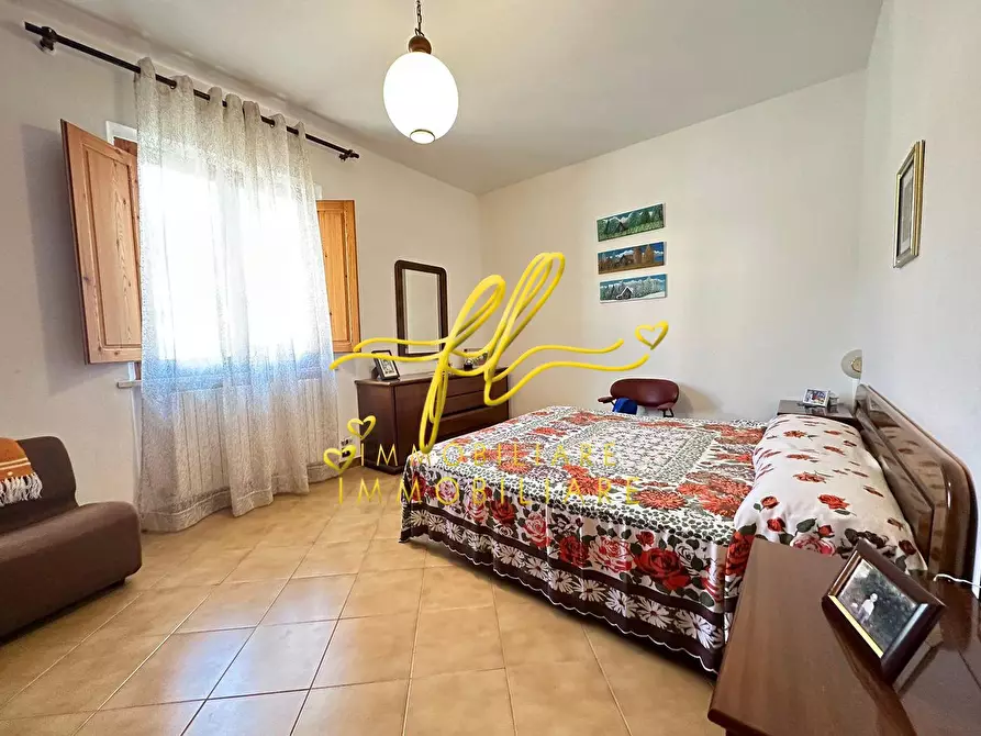 Immagine 13 di Villa in vendita  a Guardistallo