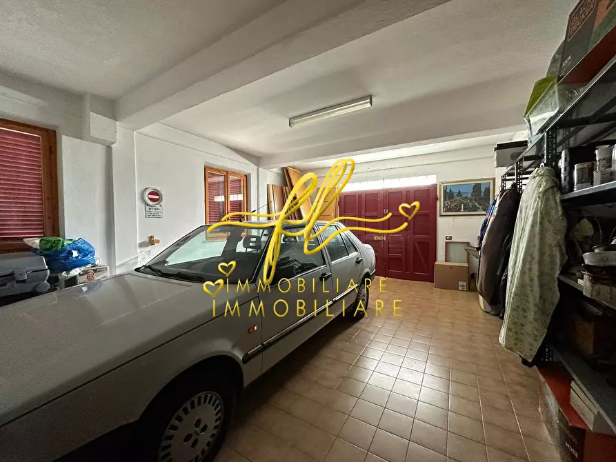 Immagine 19 di Villa in vendita  a Guardistallo