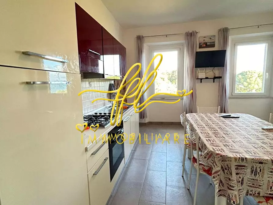 Immagine 2 di Appartamento in vendita  a Rio Marina