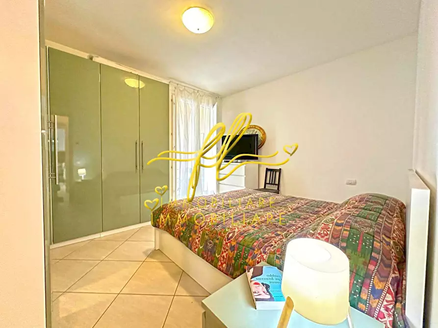 Immagine 8 di Appartamento in vendita  a Cecina