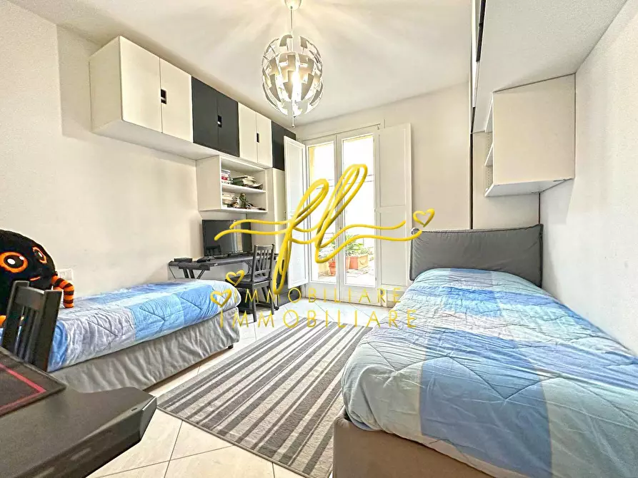 Immagine 10 di Appartamento in vendita  a Cecina