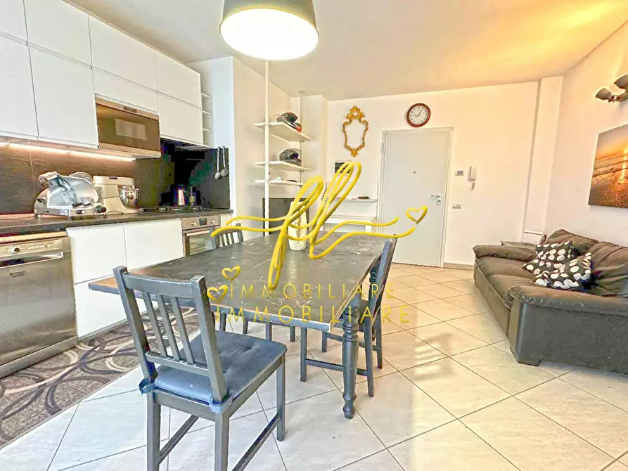 Immagine 5 di Appartamento in vendita  a Cecina