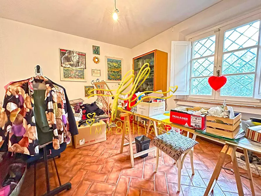 Immagine 27 di Villa in vendita  a Cecina