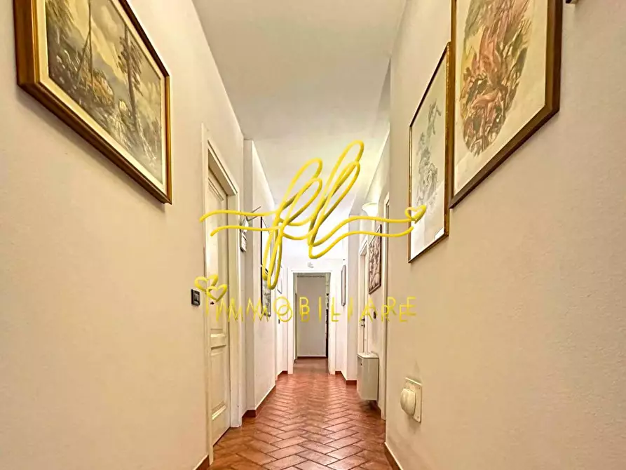 Immagine 14 di Villa in vendita  a Cecina