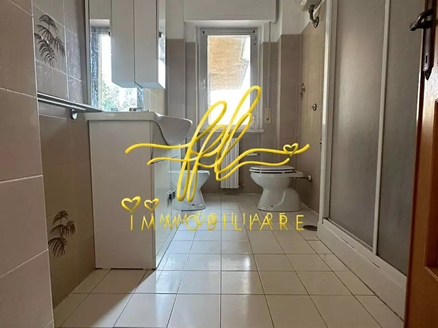 Immagine 8 di Appartamento in vendita  a Cecina