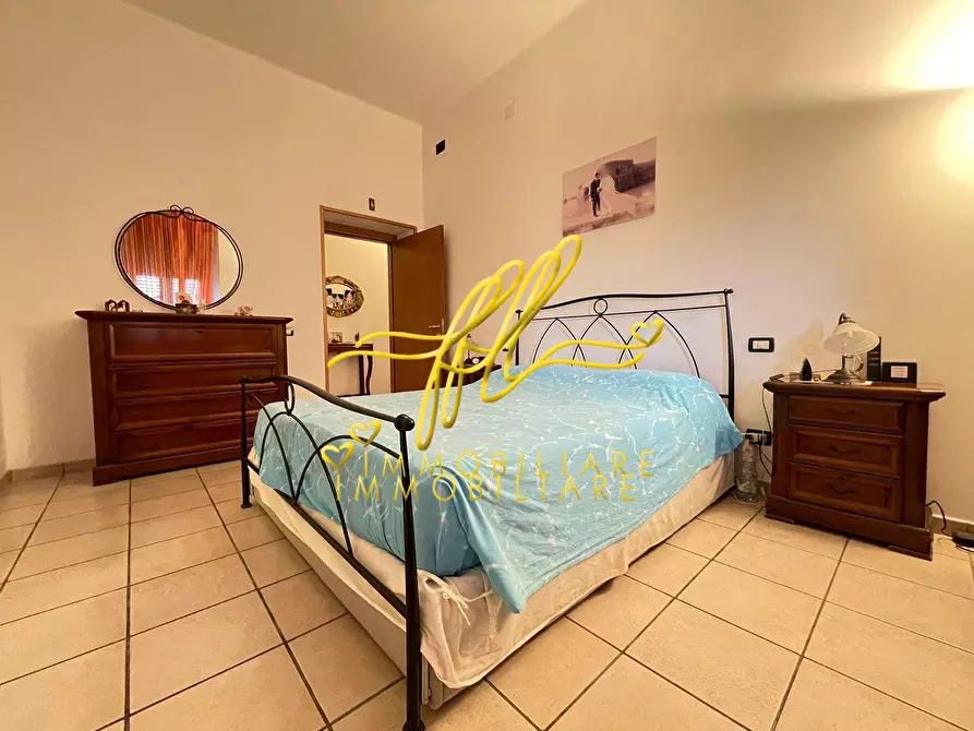 Immagine 9 di Appartamento in vendita  a Livorno