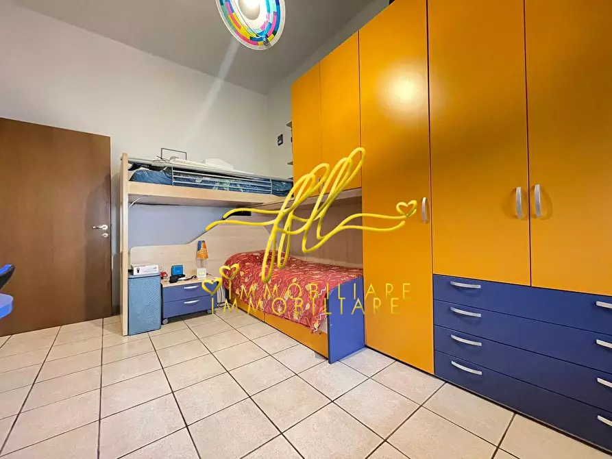 Immagine 16 di Appartamento in vendita  a Livorno