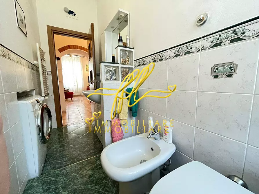 Immagine 20 di Appartamento in vendita  a Livorno