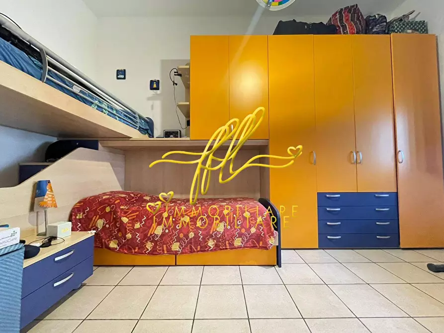 Immagine 18 di Appartamento in vendita  a Livorno