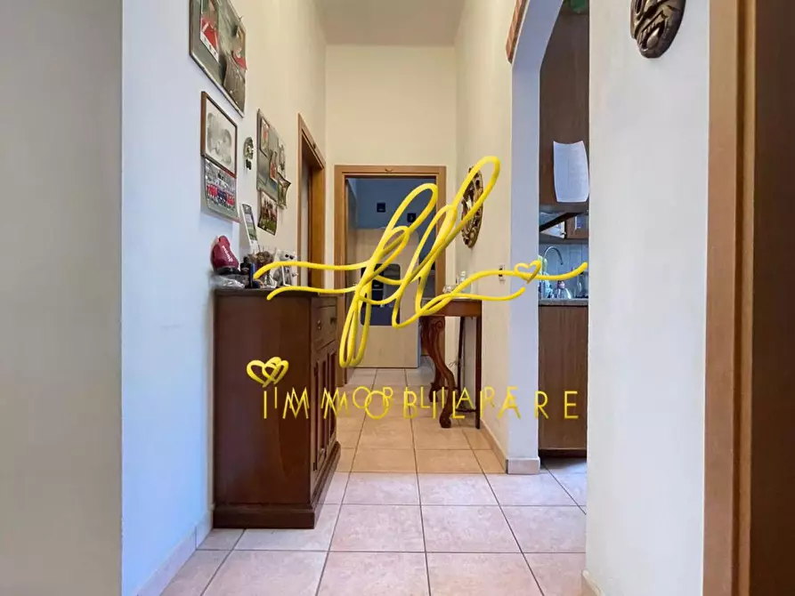 Immagine 5 di Appartamento in vendita  a Livorno