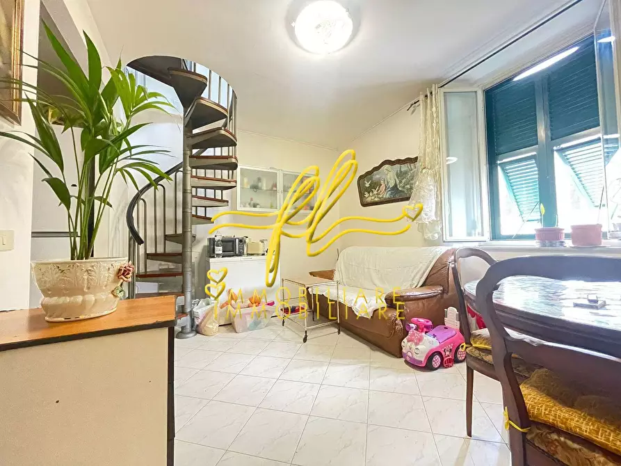 Immagine 4 di Appartamento in vendita  a Livorno