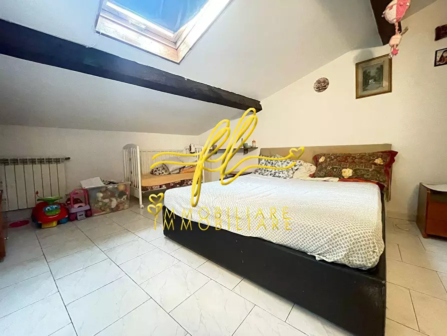 Immagine 12 di Appartamento in vendita  a Livorno