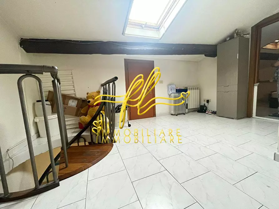 Immagine 8 di Appartamento in vendita  a Livorno