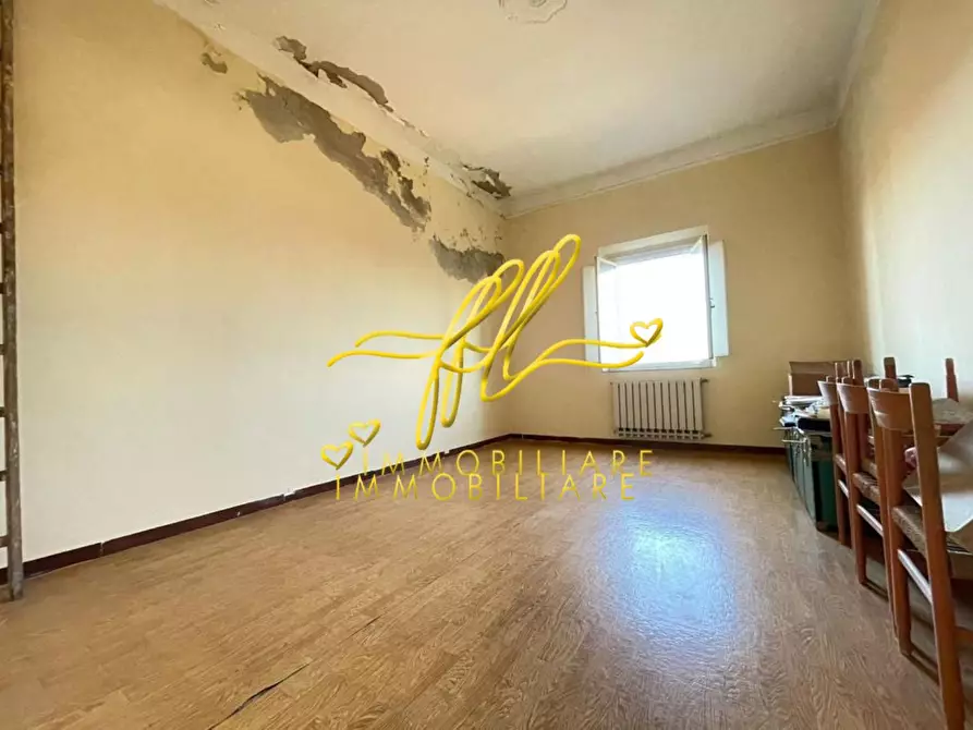 Immagine 5 di Appartamento in vendita  a Livorno