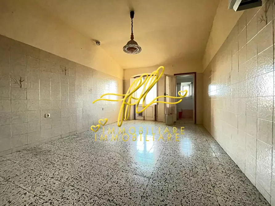 Immagine 12 di Appartamento in vendita  a Livorno