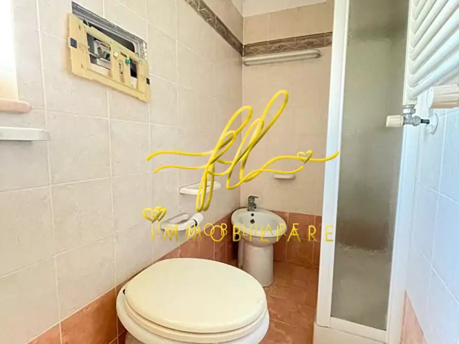 Immagine 8 di Appartamento in vendita  a Livorno