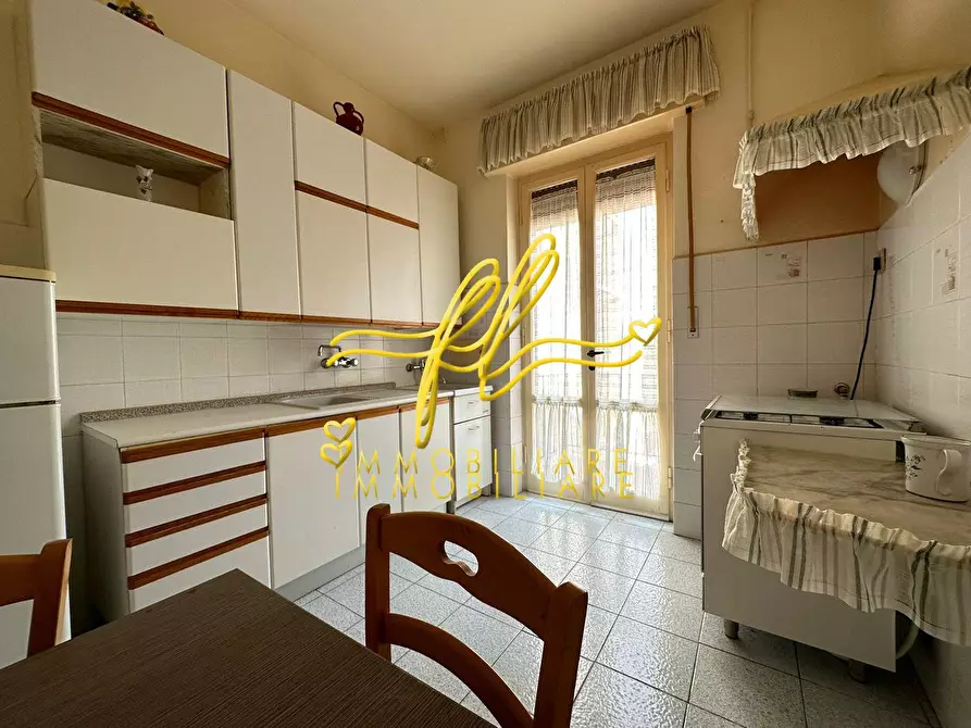 Immagine 25 di Appartamento in vendita  a Livorno