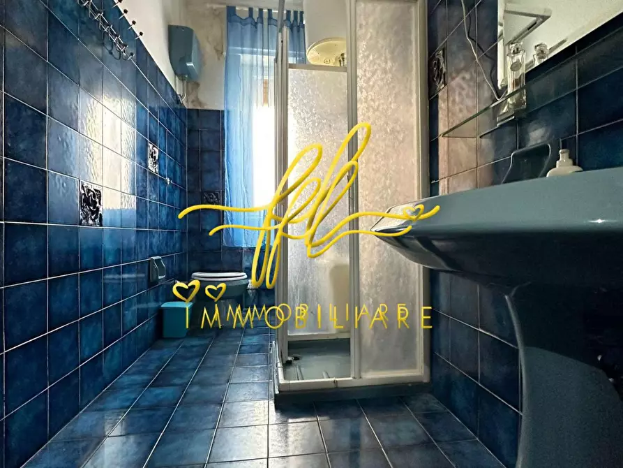 Immagine 22 di Appartamento in vendita  a Livorno