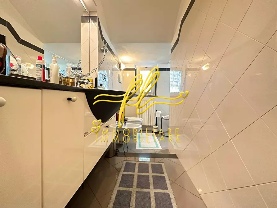 Immagine 8 di Villa in vendita  a Rosignano Marittimo