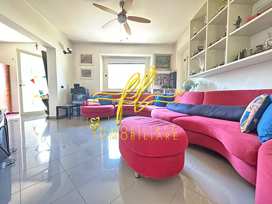 Immagine 14 di Villa in vendita  a Rosignano Marittimo