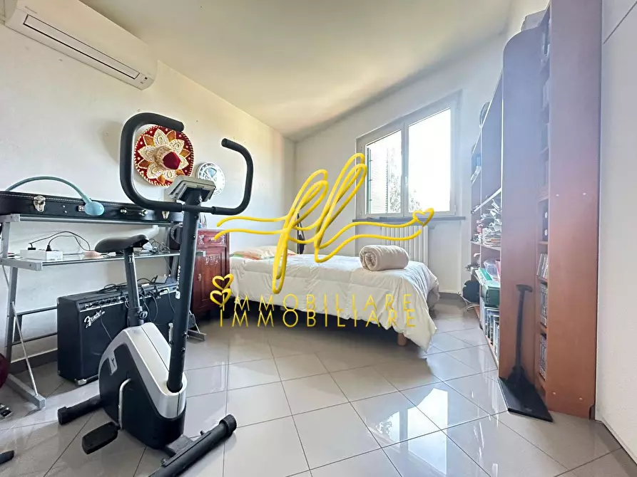 Immagine 21 di Villa in vendita  a Rosignano Marittimo