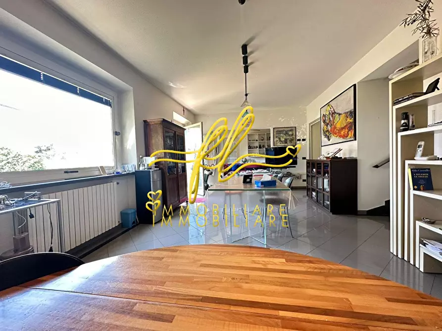 Immagine 10 di Villa in vendita  a Rosignano Marittimo