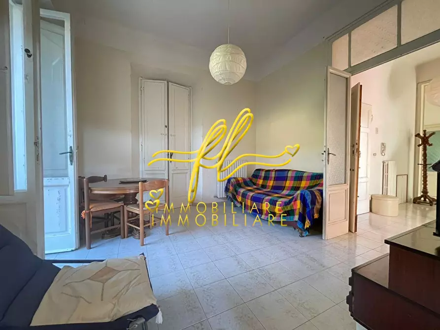 Immagine 43 di Villa in vendita  a Livorno