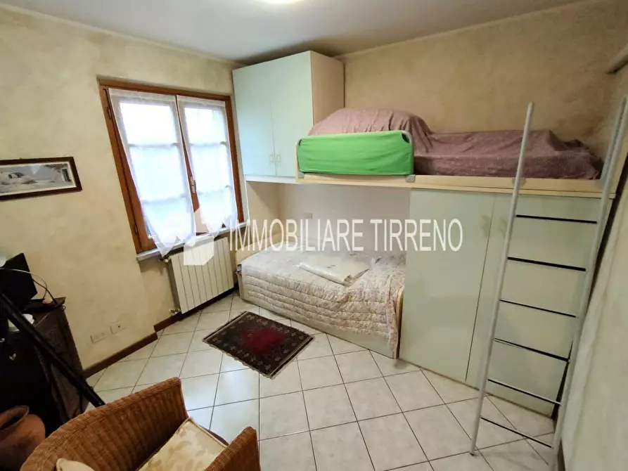 Immagine 6 di Appartamento in vendita  a Massa