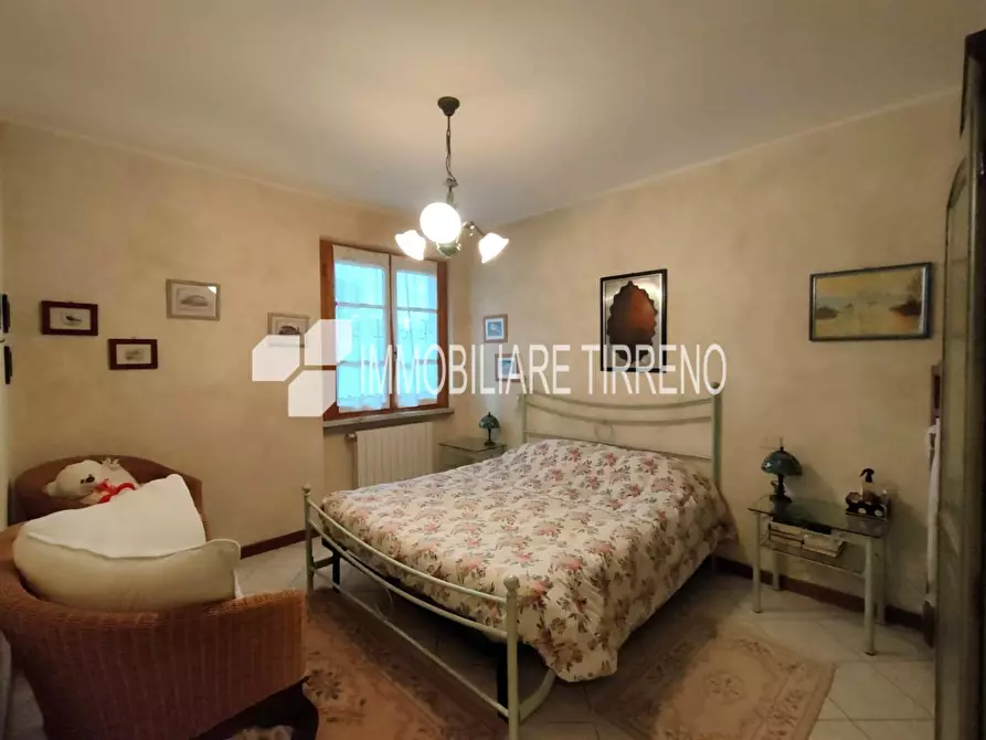 Immagine 12 di Appartamento in vendita  a Massa