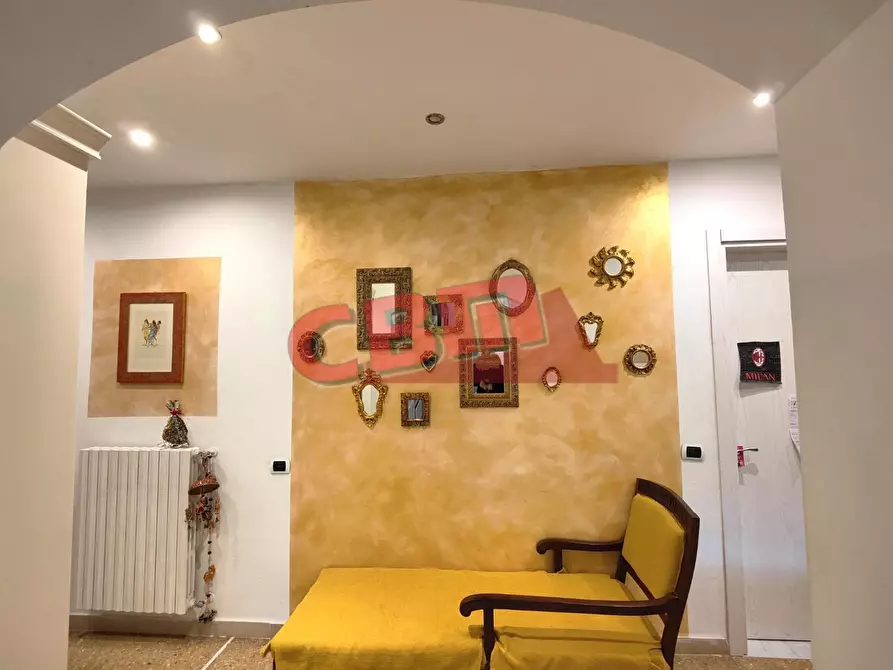 Immagine 1 di Appartamento in vendita  a Livorno