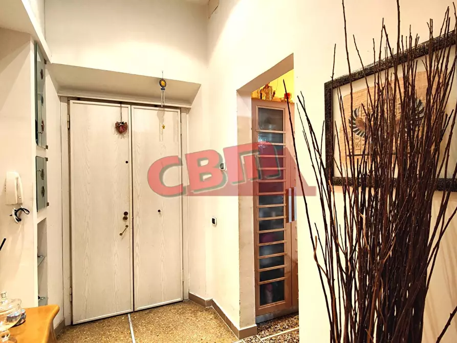 Immagine 16 di Appartamento in vendita  a Livorno