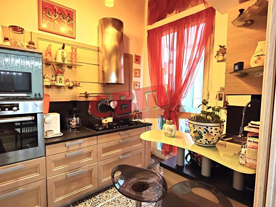 Immagine 12 di Appartamento in vendita  a Livorno