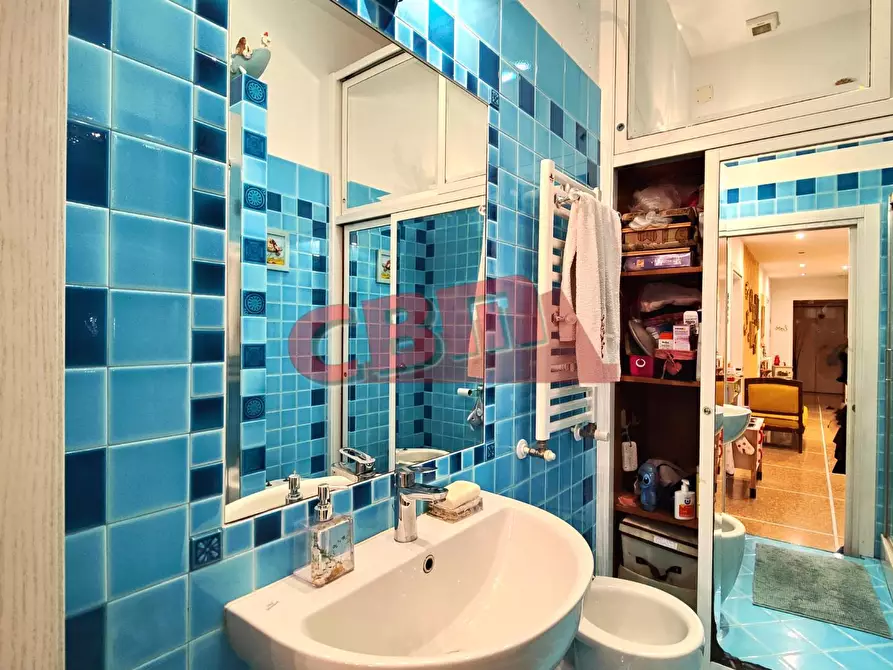 Immagine 34 di Appartamento in vendita  a Livorno