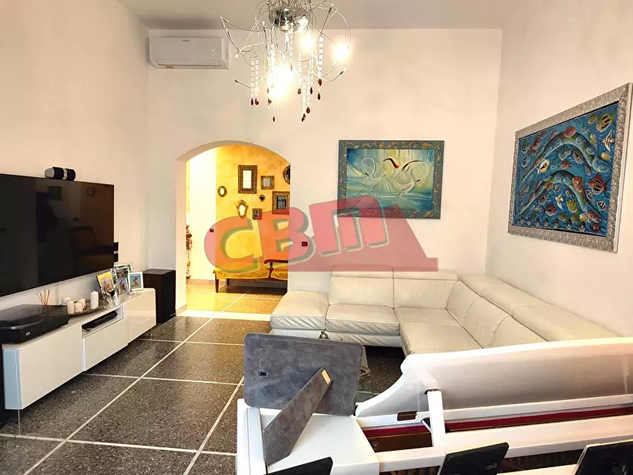 Immagine 5 di Appartamento in vendita  a Livorno