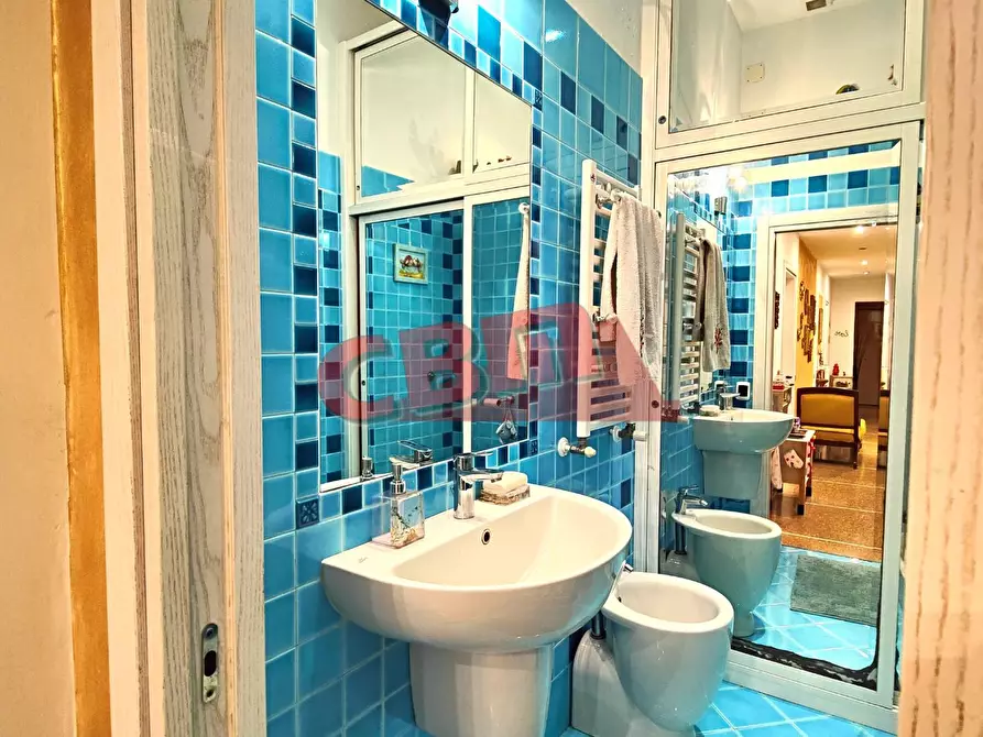 Immagine 33 di Appartamento in vendita  a Livorno