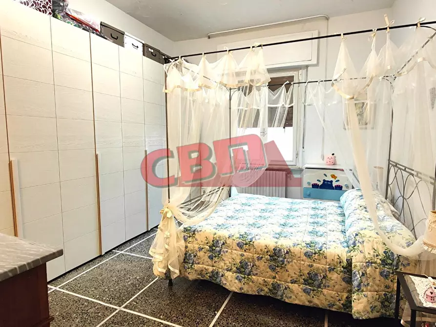 Immagine 18 di Appartamento in vendita  a Livorno