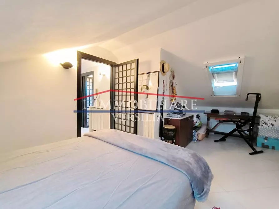 Immagine 18 di Casa bifamiliare in vendita  a Carrara