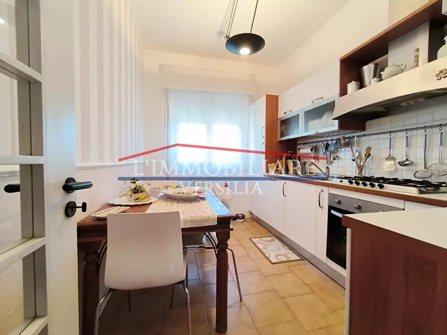 Immagine 4 di Casa bifamiliare in vendita  a Carrara