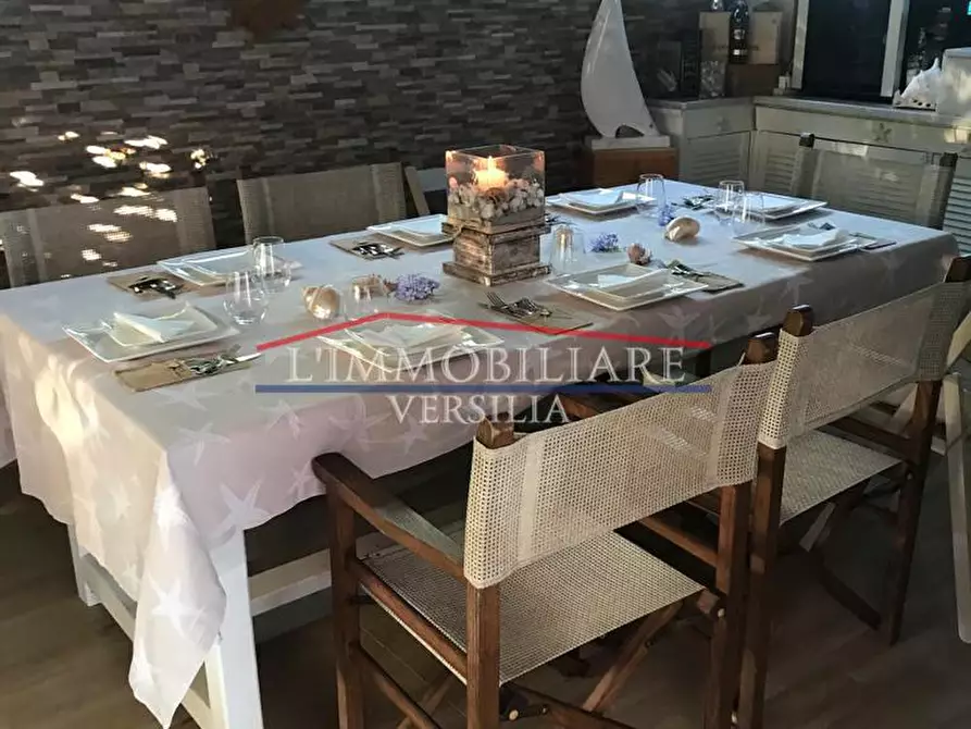 Immagine 31 di Casa bifamiliare in vendita  a Carrara