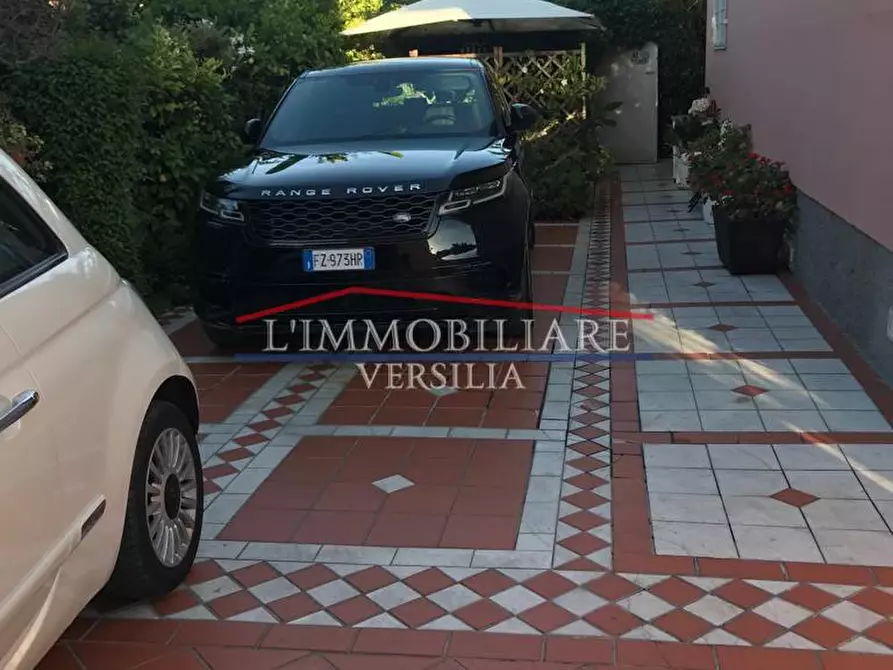 Immagine 30 di Casa bifamiliare in vendita  a Carrara