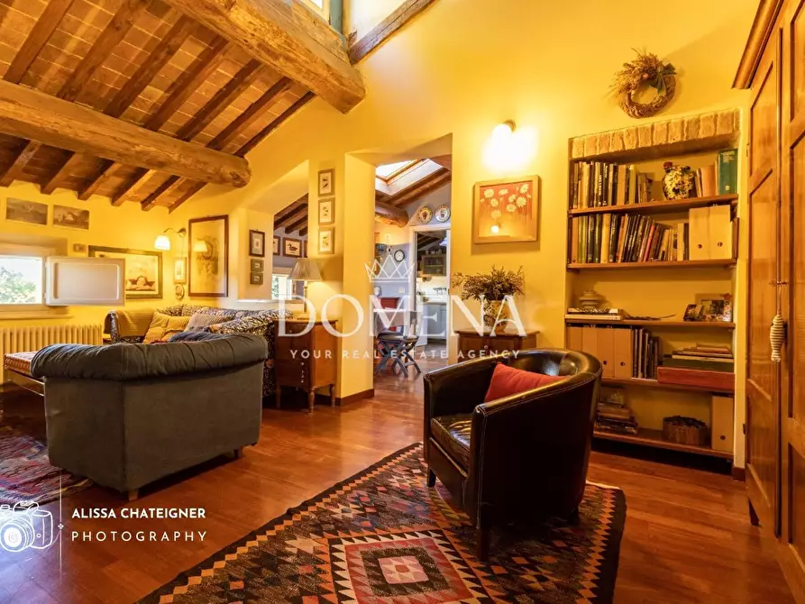 Immagine 3 di Mansarda in vendita  a Siena