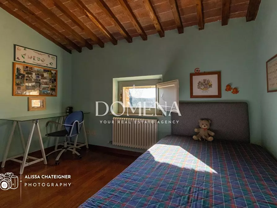 Immagine 18 di Mansarda in vendita  a Siena