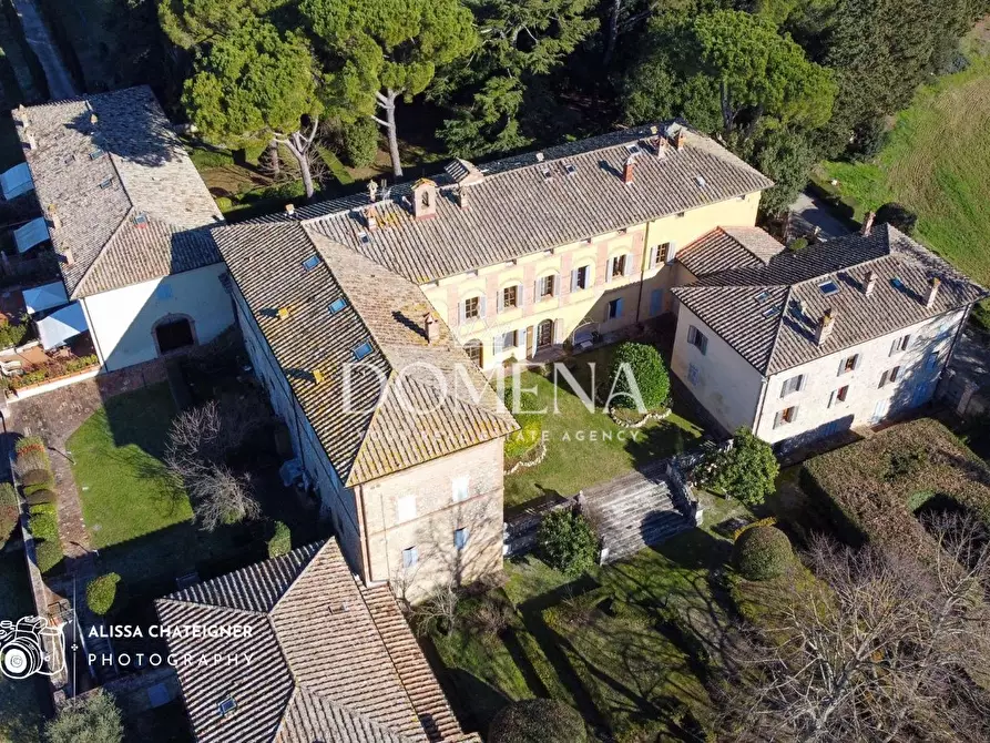 Immagine 24 di Mansarda in vendita  a Siena