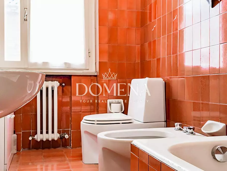 Immagine 23 di Appartamento in vendita  a Siena